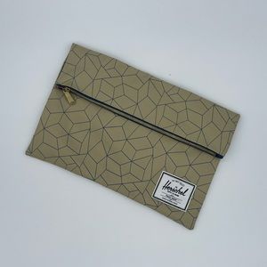 Herschel large clutch (9x14”) with zipper